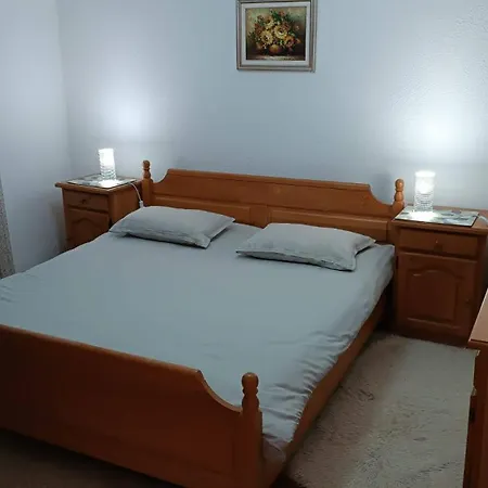 Zdenka 2 Appartement