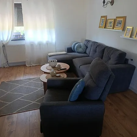 Zdenka 2